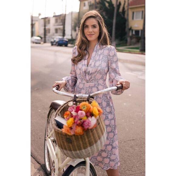 Gal Meets Glam Dresses & Skirts - Gal Meets Glam Lizzie Dress Size 4 Pink Uptown Floral Long Sleeve Midi Spring